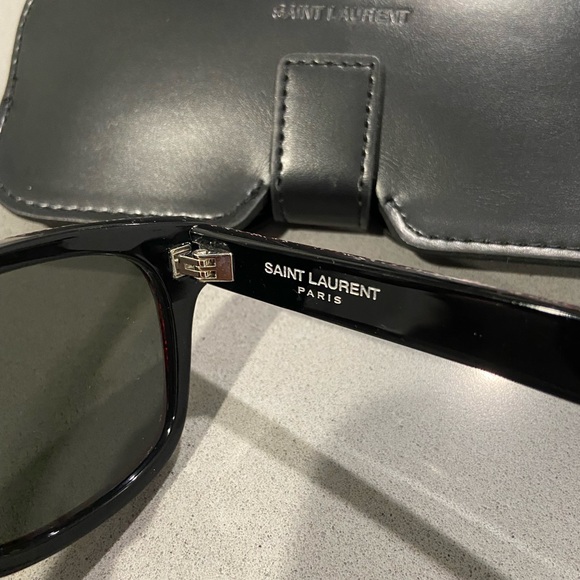 Saint Laurent SL Red Sunglasses - Picture 3 of 7